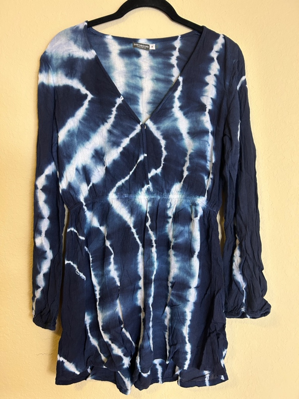 Earthbound Tie-dye Long Sleeve Romper with V-neck and shorts Size S